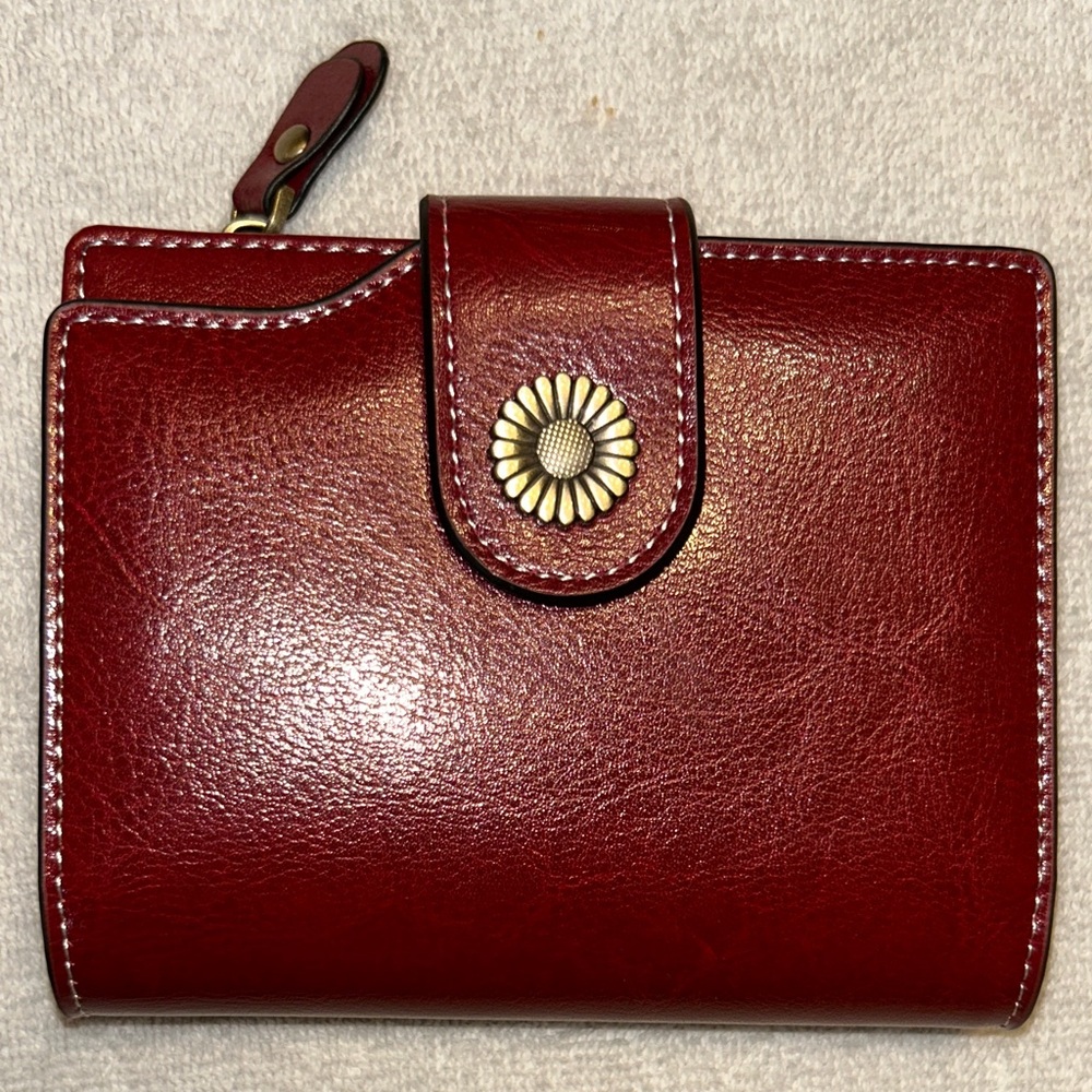 Chic Burgundy Leather Wallet